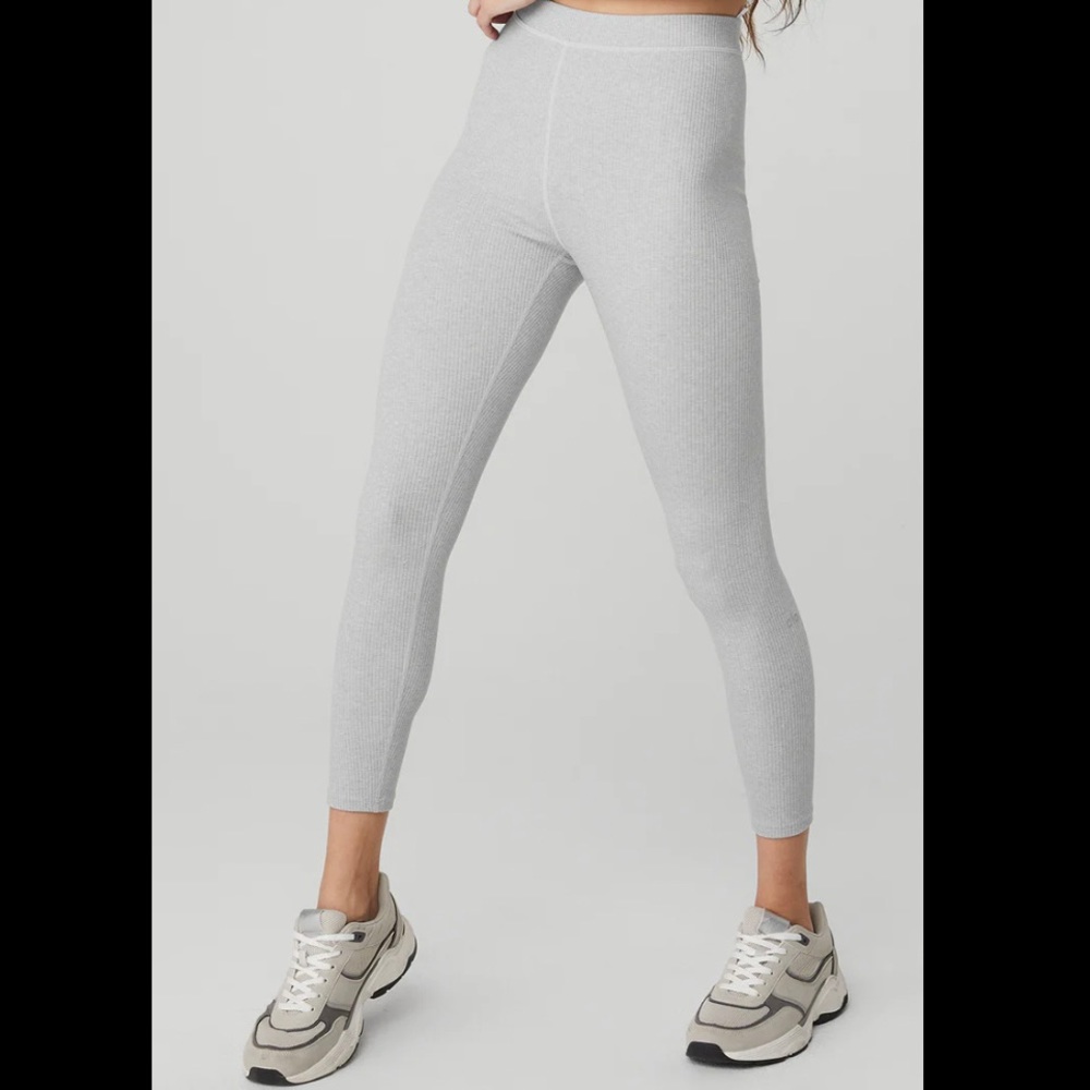 NWT ALO YOGA Blissful Ribbed 7/8 Legging